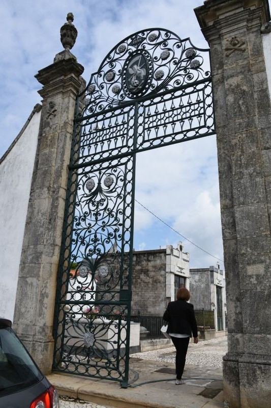 墓地の門　in Portugal Agueda