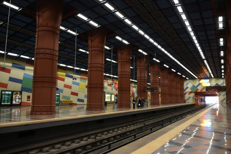 メトロ駅オライアス４　in Portugal Lisboa