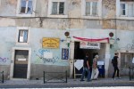 路地裏の店　in portugal