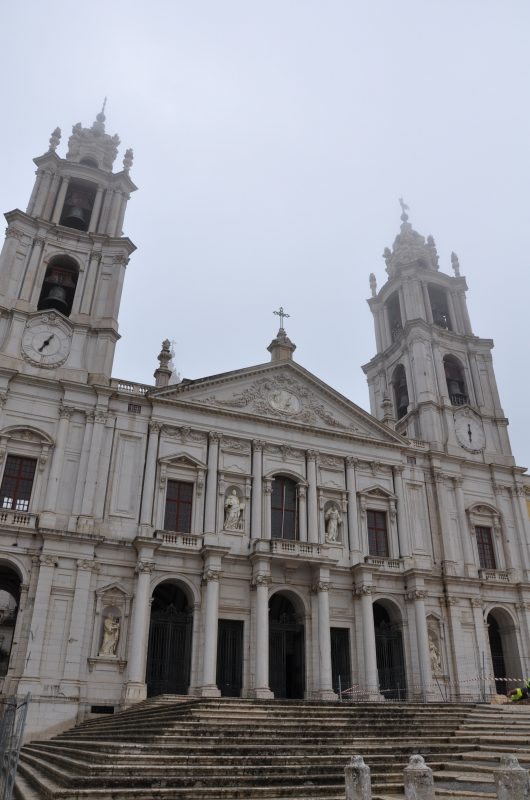 雨のマフラ修道院・3 in Portugal Mafra